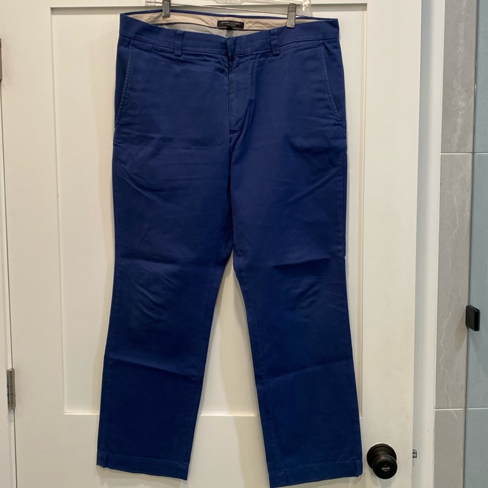 Banana republic men’s Aiden Chino size 35